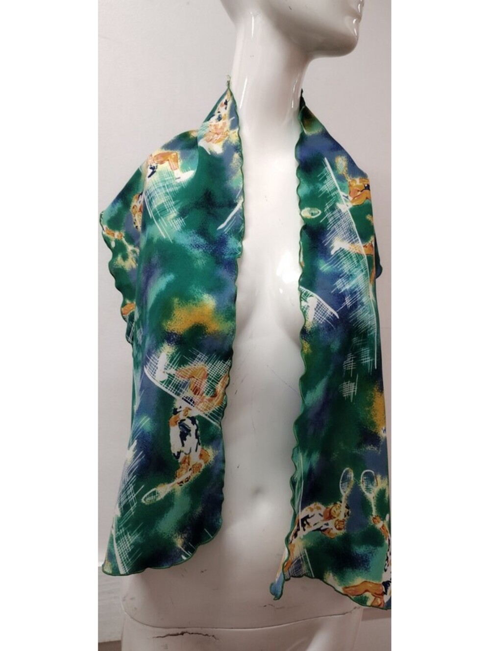 Vintage 60s 70s Oblong Long Scarf TENNIS PLAYERS Green White Blue Lettuce Edge
